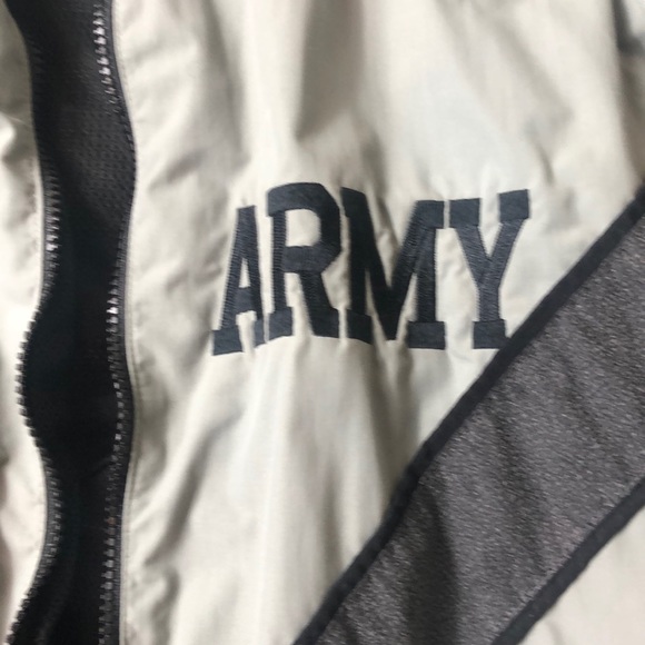 Army PT Physical Training Jacket Large Regular - Picture 2 of 2